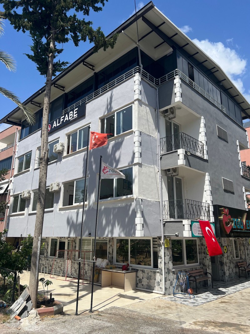 ÖZGÜVEN Özel Eğitim ve Rehabilitasyon Merkezi Kurban Bayramınızı Kutlar..