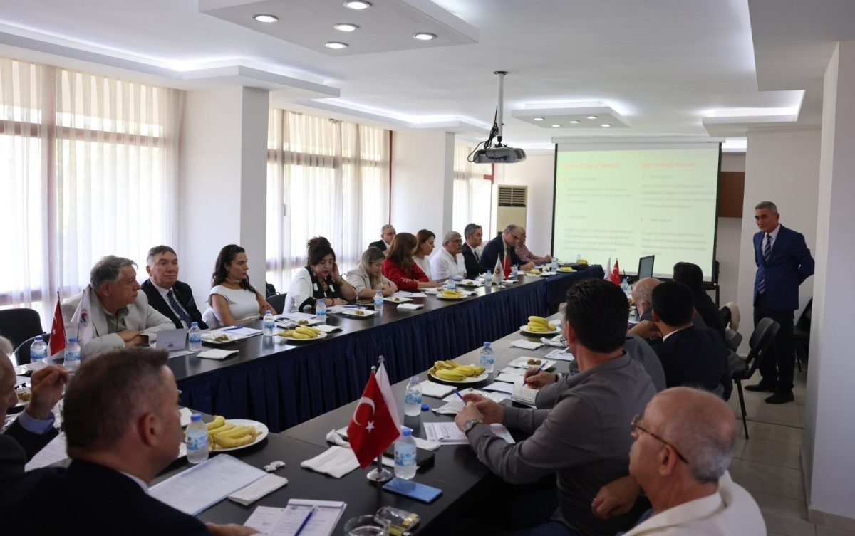 Mersin’de Oda ve Borsa Başkanları Anamur’da Buluştu..