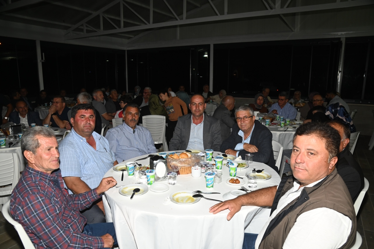 Anamur Belediye Başkanı Durmuş Deniz Mahalle Muhtarları ve Din Görevlileri ile Bir Araya Geldi.