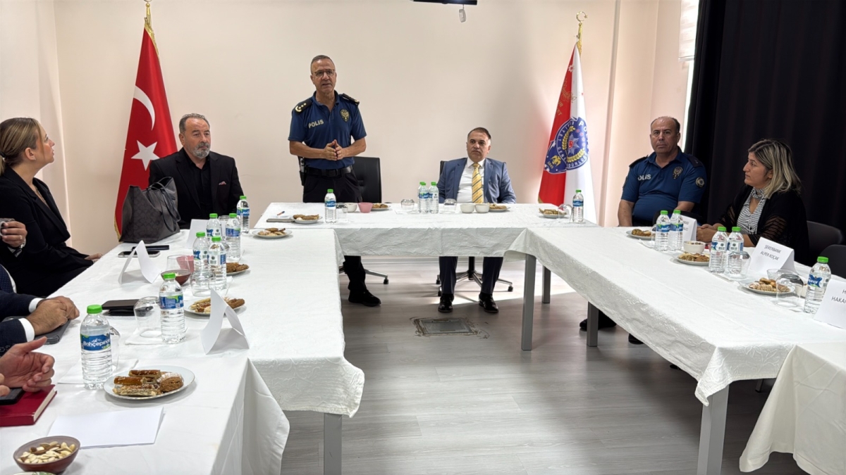 Anamur’da Artan Dolandırıcılık Vakalarıyla İlgili Toplantı Düzenlendi..