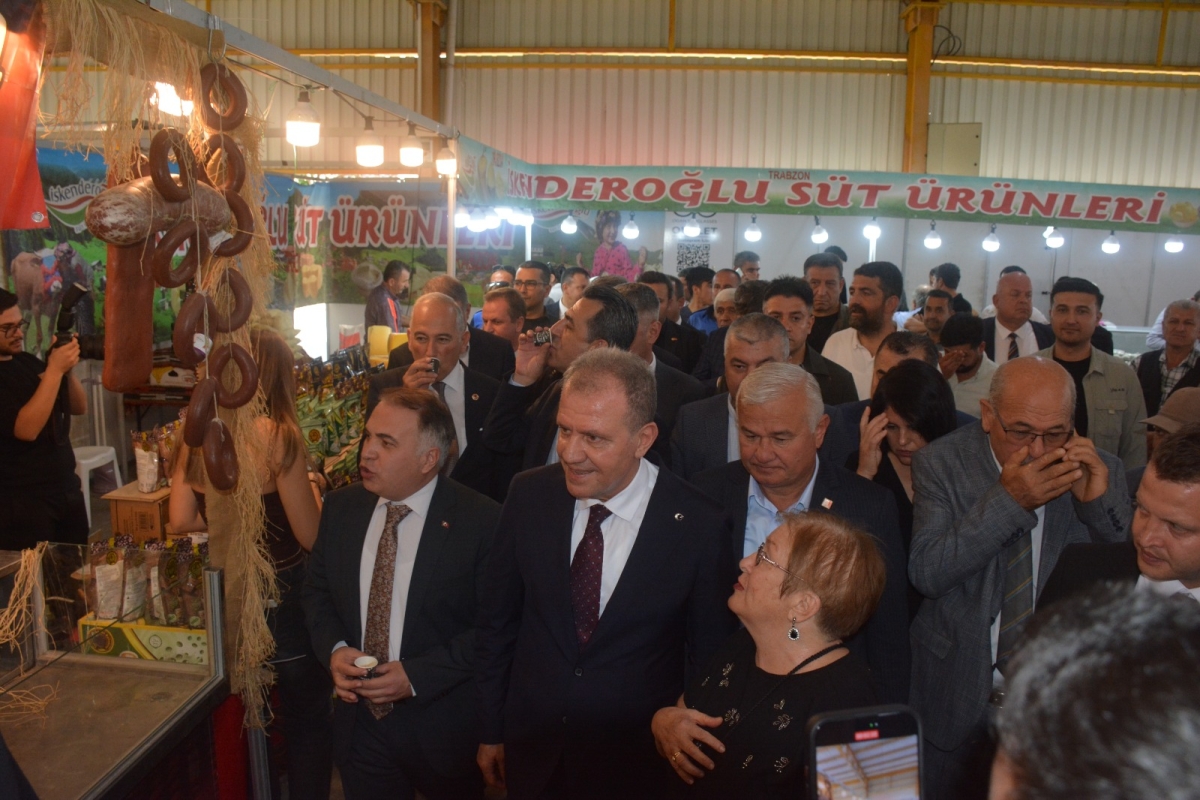 Anamur’da Tarım ve Tropikal Ürünler Fuarı Coşkuyla Açıldı..