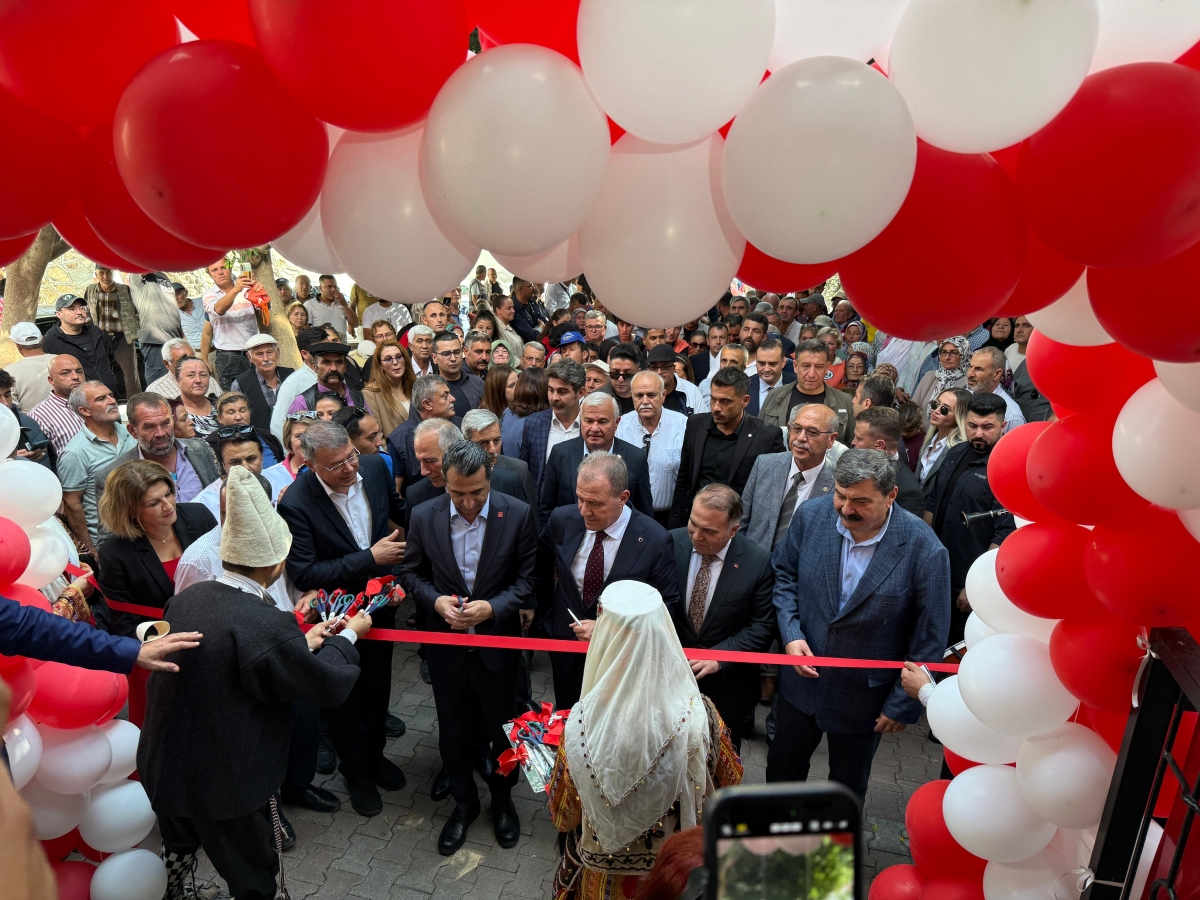 Anamur’da Tarım ve Tropikal Ürünler Fuarı Coşkuyla Açıldı..