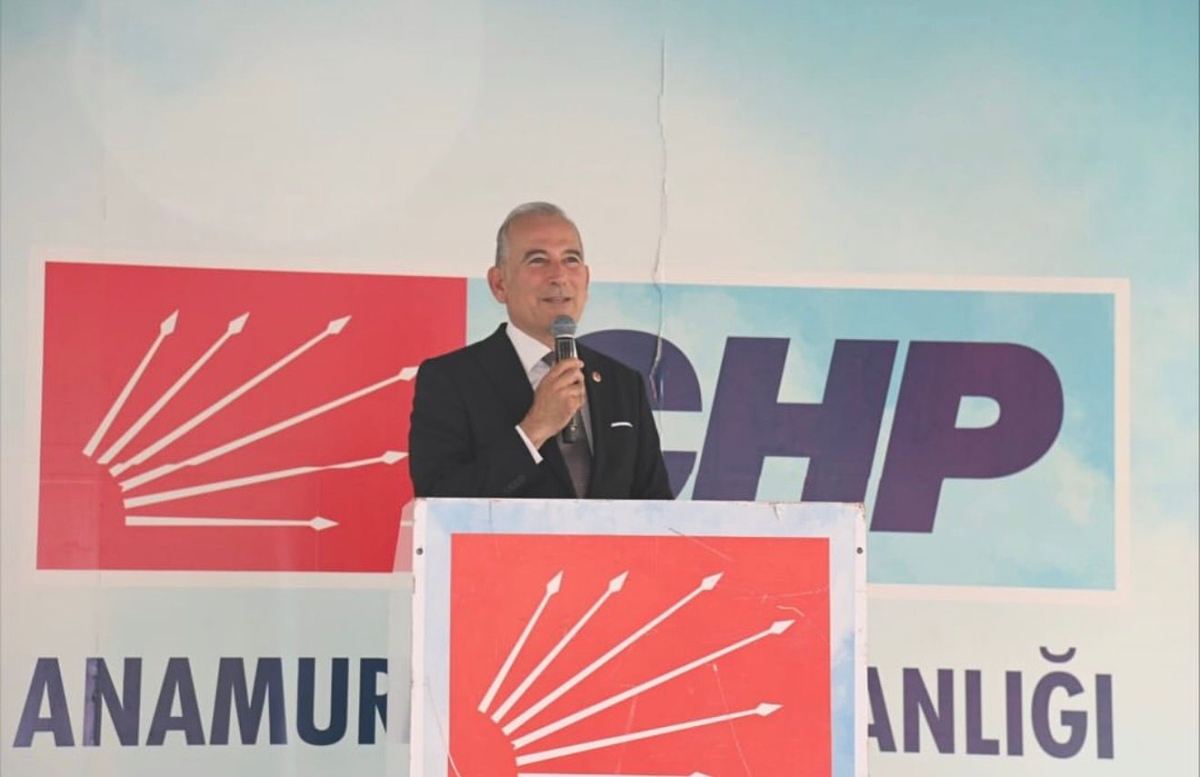 Başkan Seçer Anamur’da Partililerle Buluştu