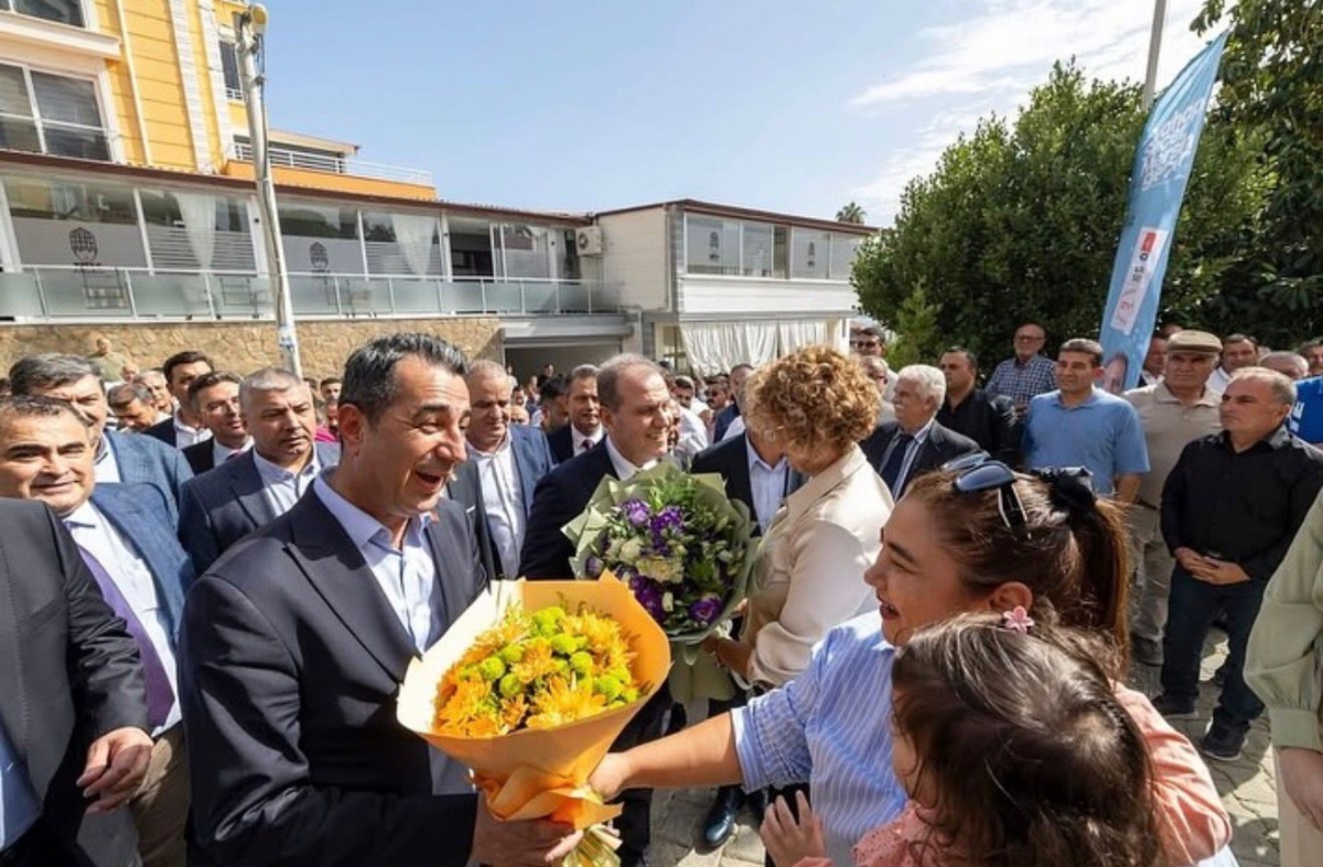 Başkan Seçer Anamur’da Partililerle Buluştu