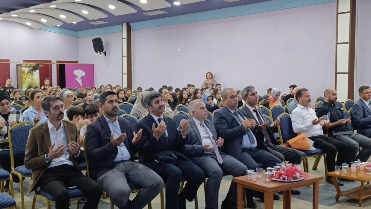 “Kur’an Okuyorum, Peygamberimi Seviyorum” Programı Anamur’da Duygu Dolu Anlar Yaşattı