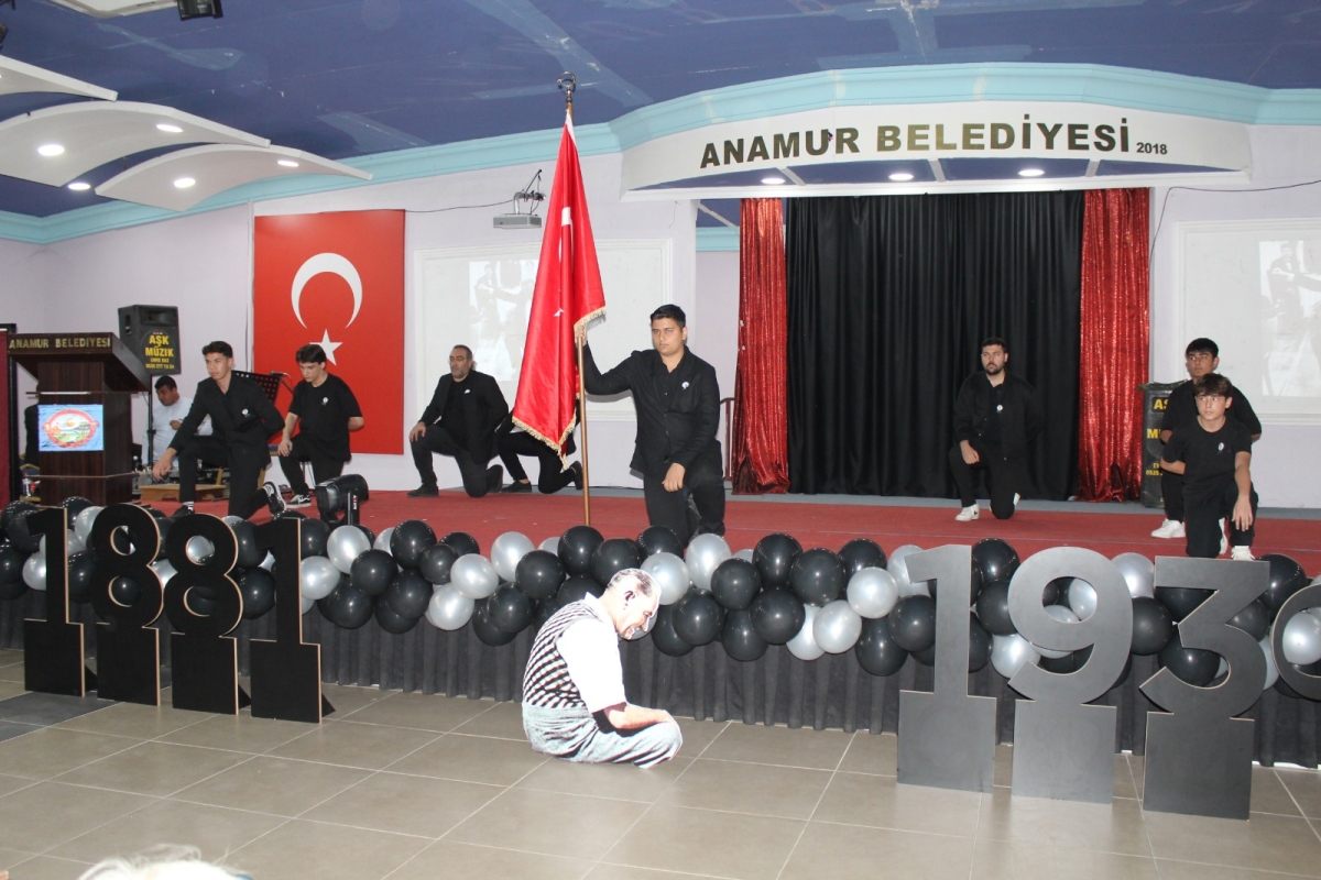 10 Kasım Atatürk’ü Anma Günü Çelenk Sunma Töreni ve Anma Programı Gerçekleştirildi.