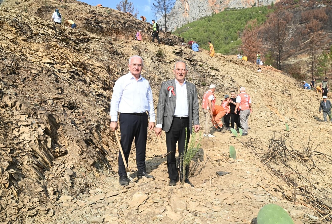 Anamur’da “Geleceğe Nefes” Kampanyası Kapsamında Fidanlar Toprakla Buluştu