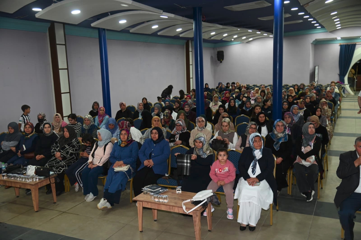 Doğu Türkistan'ın Sessiz Çığlığı Anamur'da Yankılandı..