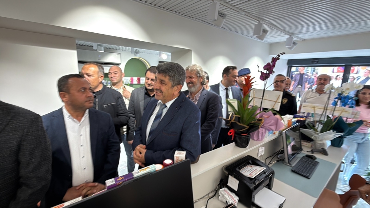 Efsun Eczanesi Anamur’da Törenle Hizmete Açıldı..