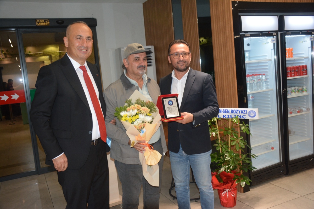 Türk Eğitim-Sen Anamur İlçe Temsilciliği’nden Öğretmenlere Dayanışma Yemeği