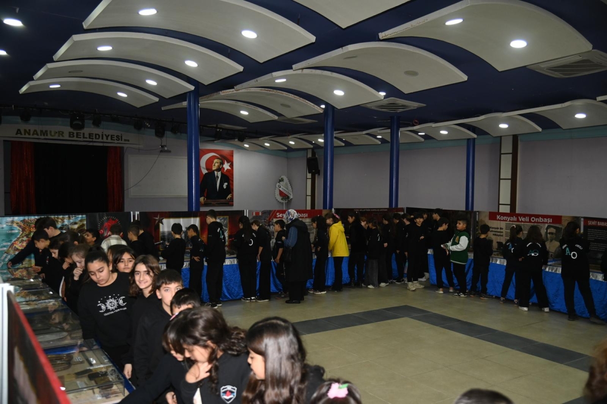 Çanakkale Gezici Müze Sergisi Anamur’da Açıldı..