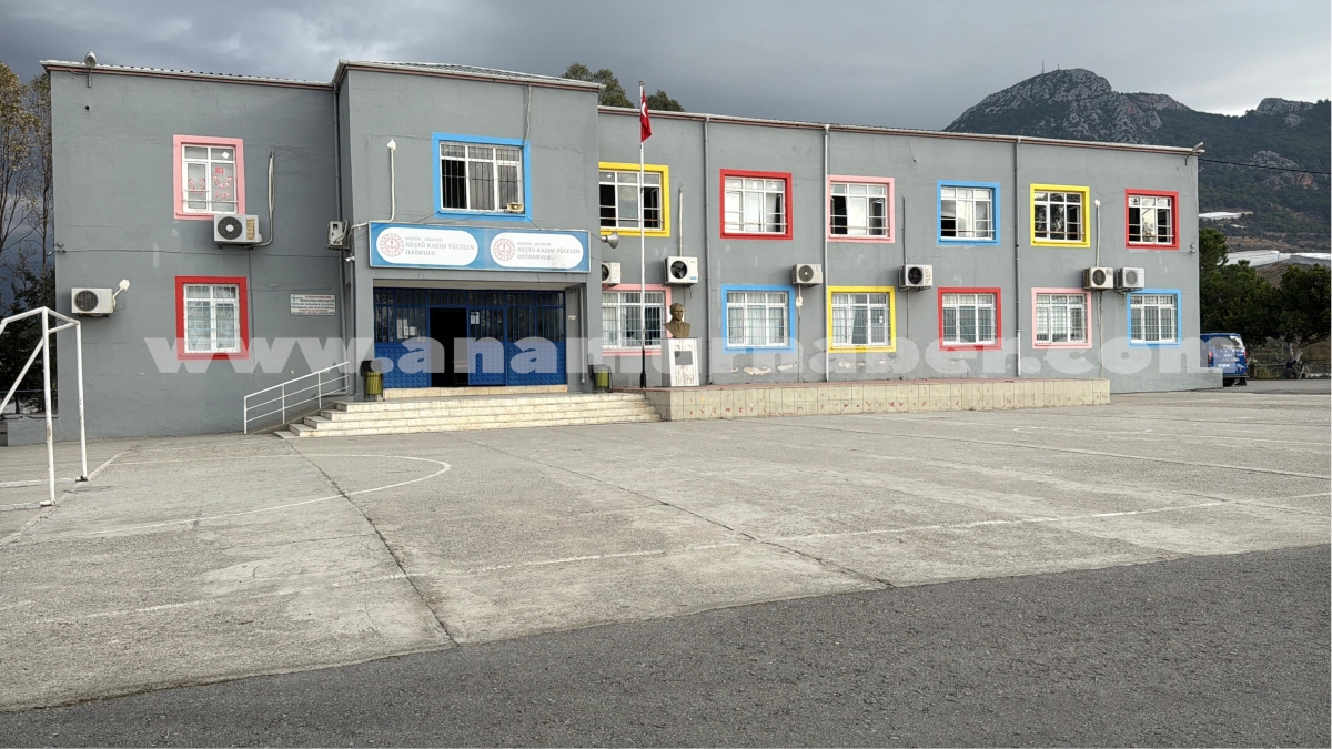 Anamur'da Okul Müdürünü Tüfekle Vurarak Ağır Yaraladı..