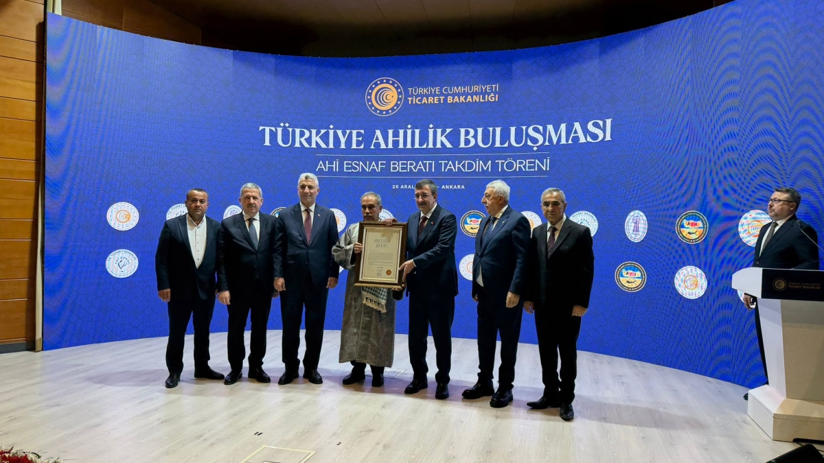 Anamur Esnaf  Odası Başkanı Poçulu, Ahi Esnaf Beratı Takdim Töreni’ne katıldı