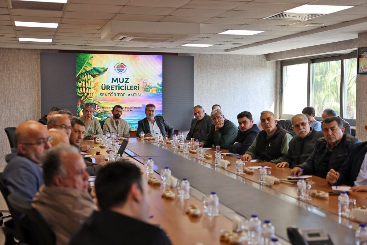 Muz piyasasındaki sorunlar Mersin’de ele alındı..