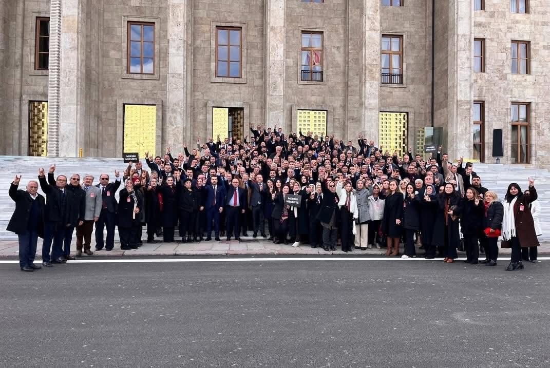 MHP Anamur ilçe Teşkilatı TBMM Grup Toplantısına Katıldı..