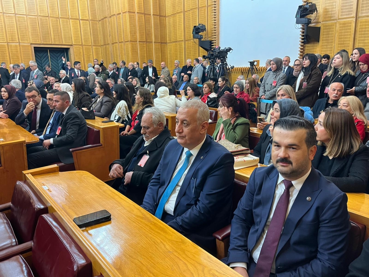 MHP Anamur ilçe Teşkilatı TBMM Grup Toplantısına Katıldı..