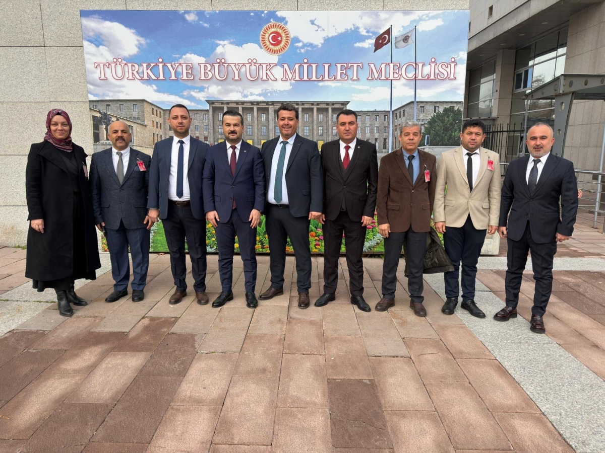 MHP Anamur ilçe Teşkilatı TBMM Grup Toplantısına Katıldı..