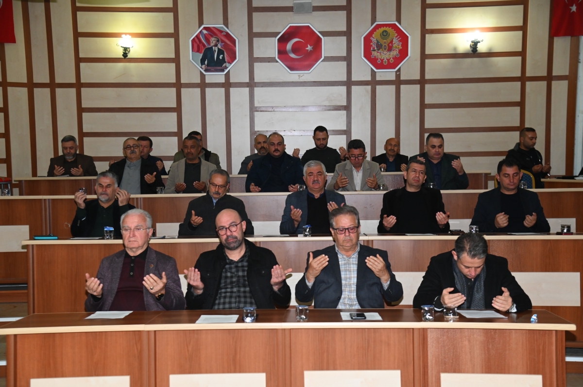 Anamur Belediye Meclisi’nden 6 Şubat Depreminde Hayatını Kaybedenlere Vefa..