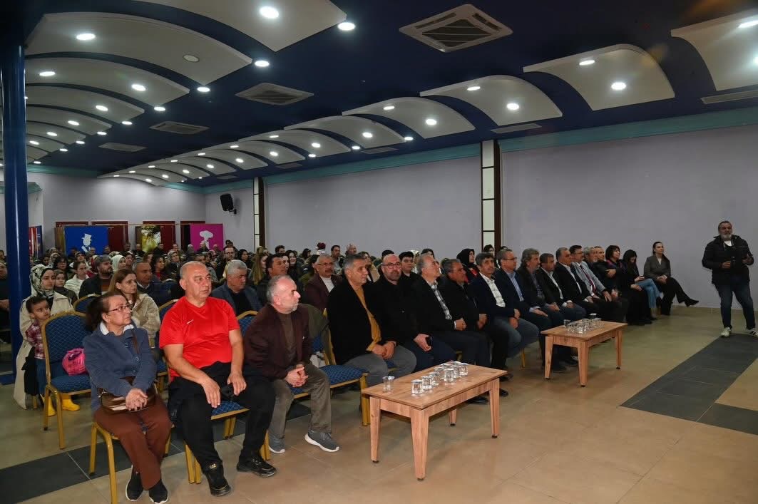 Anamur bağımlılıkla mücadeleye derneği konferans