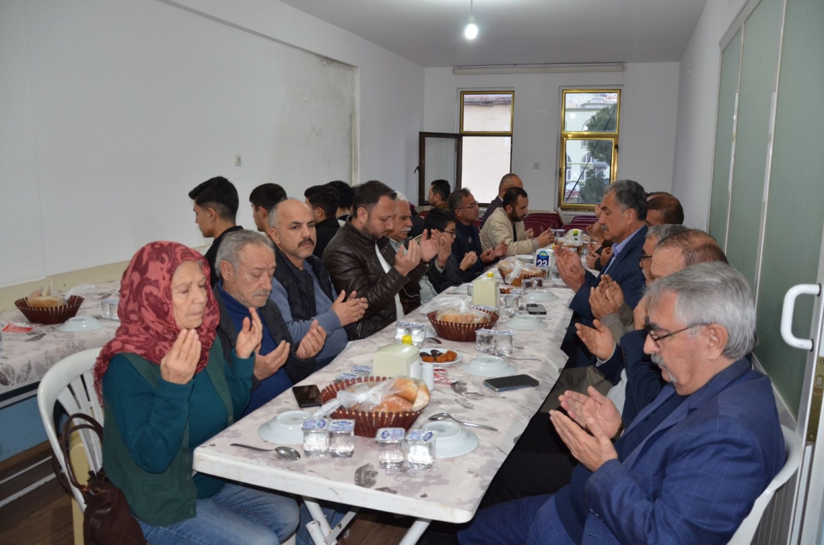 Fırat Yılmaz Çakıroğlu Anamur’da Dualarla Anıldı..