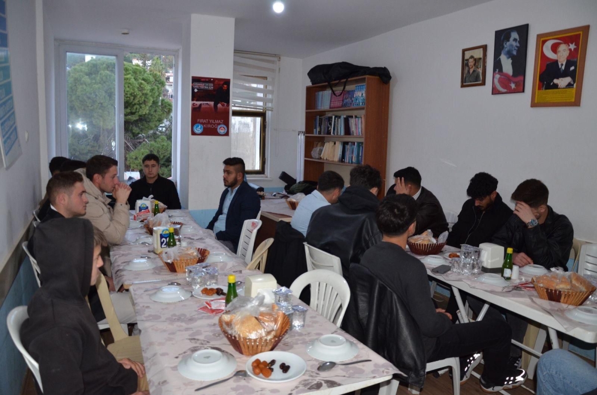 Fırat Yılmaz Çakıroğlu Anamur’da Dualarla Anıldı..