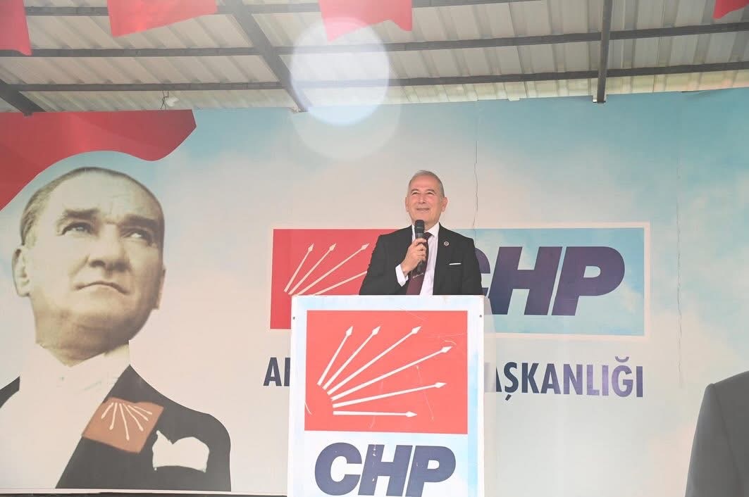 CHP’de Miting Gibi Buluşma..