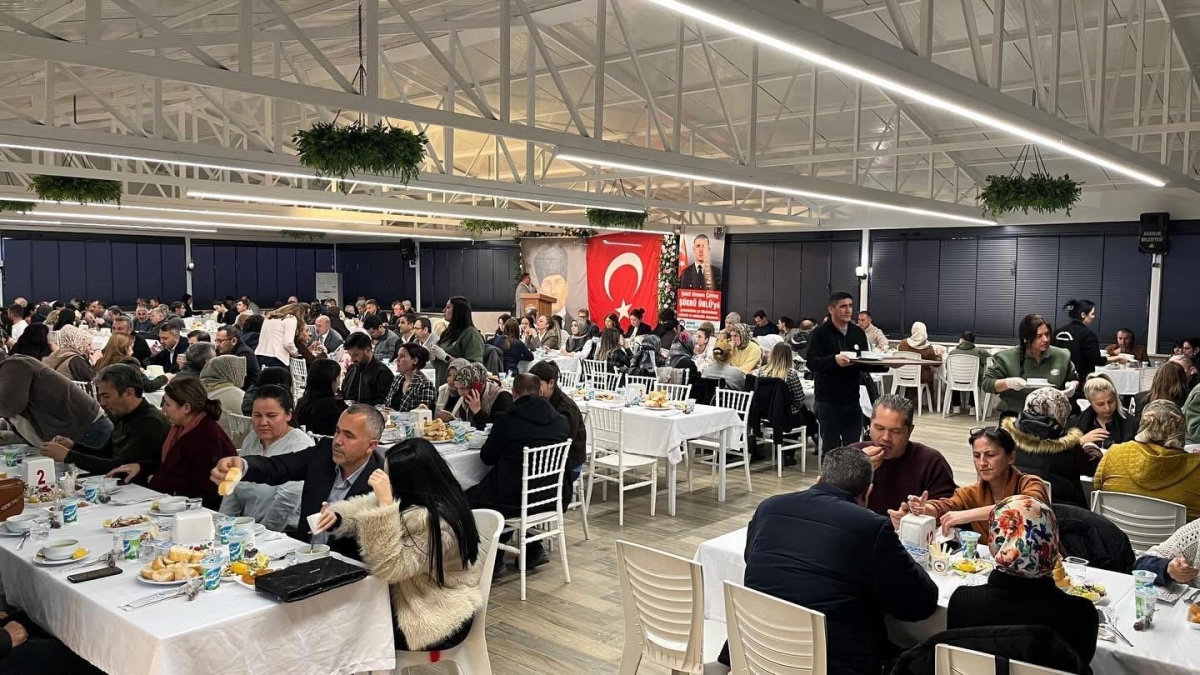 Şehit Şükrü Ünlü Anısına İftar Programı Düzenlendi..