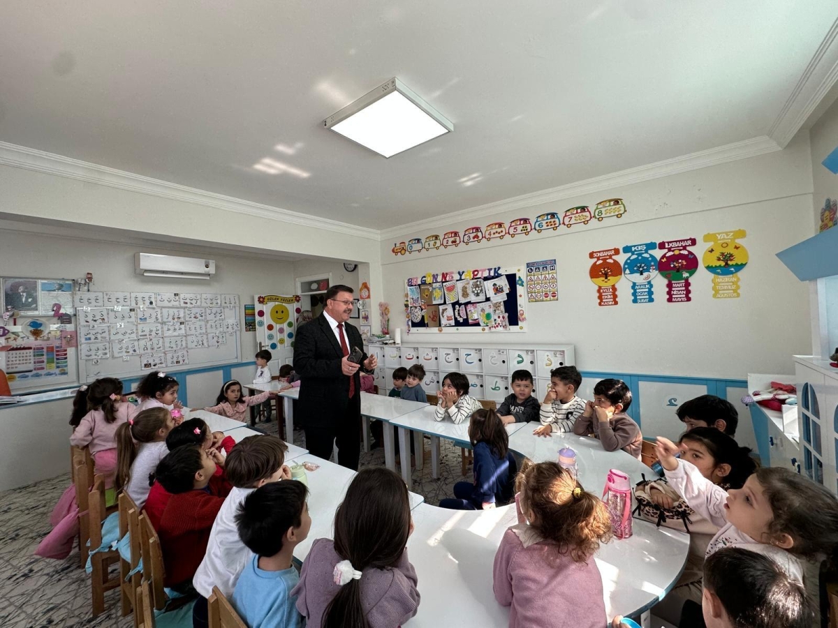 ABYAD öğrencilere ekrandan Uzak Hayata yakın ol dedi