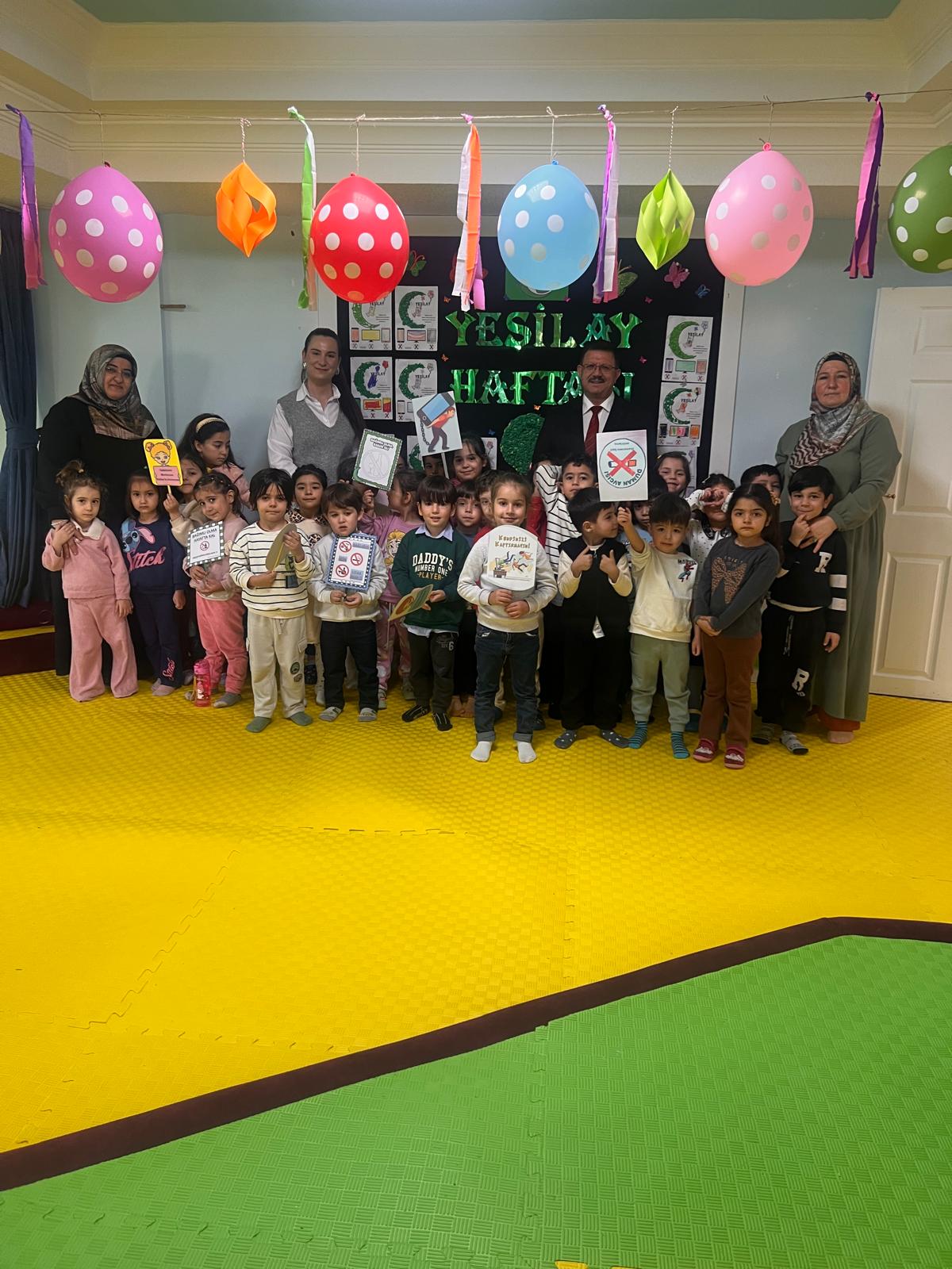 ABYAD öğrencilere ekrandan Uzak Hayata yakın ol dedi