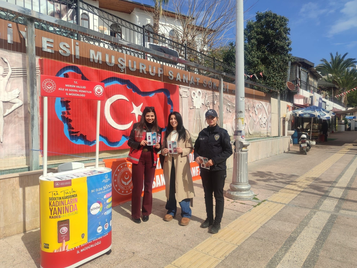 Anamur’da 8 Mart’ta Kadına Yönelik Şiddete Karşı Bilgilendirme Çalışması..