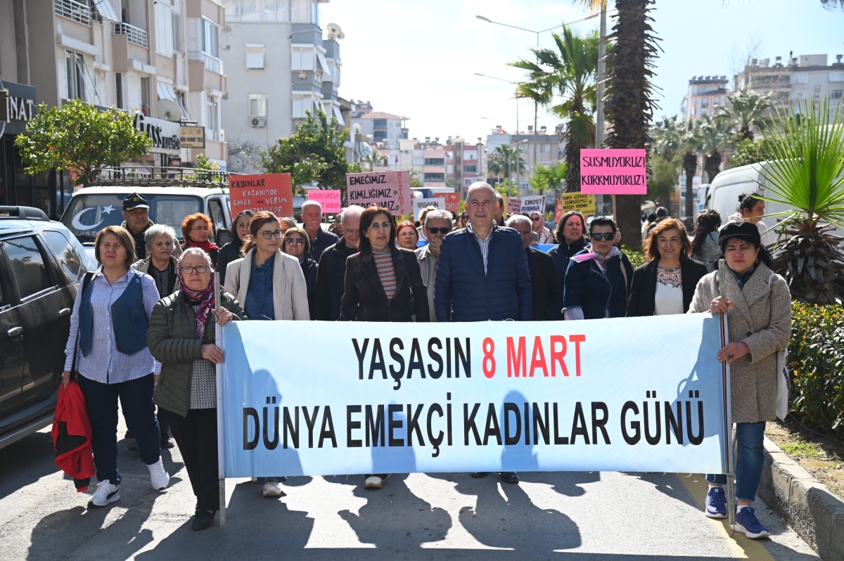 Anamur Belediyesi Kadınlar Gününde Emekçileri Unutmadı. 