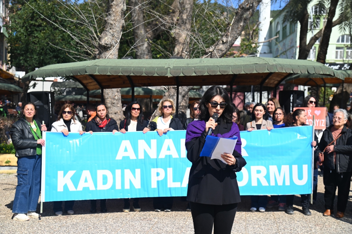 Anamur Belediyesi Kadınlar Gününde Emekçileri Unutmadı. 