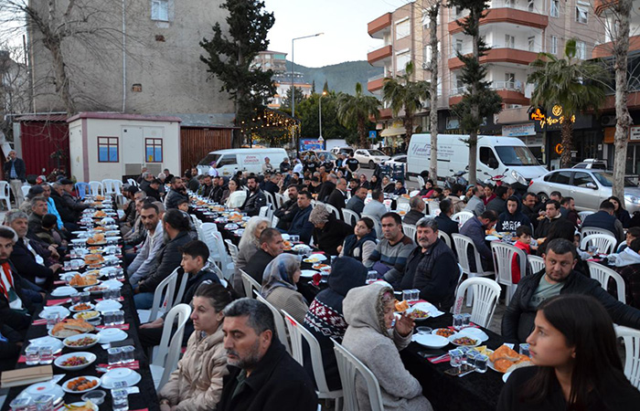 Anamur Şoförler Odası’ndan Birlik ve Dayanışma İftarı..