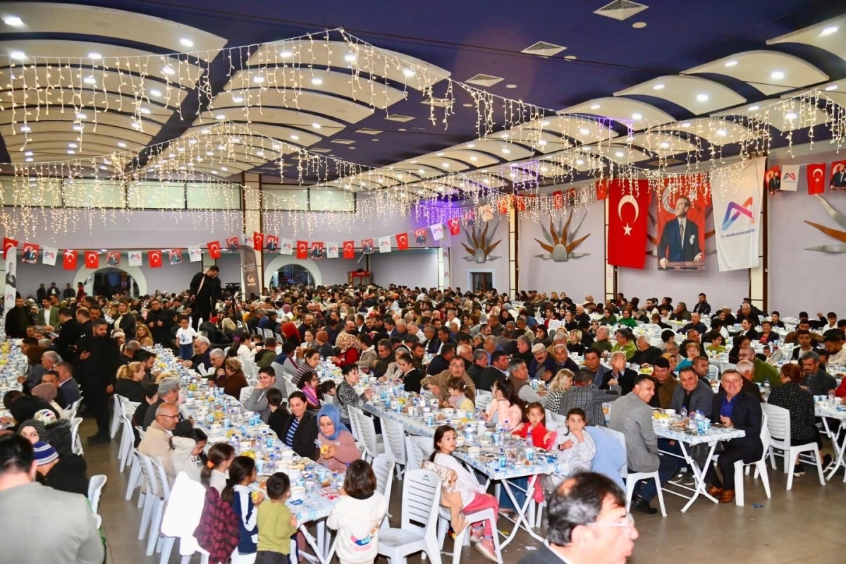 Büyükşehir iftar programı