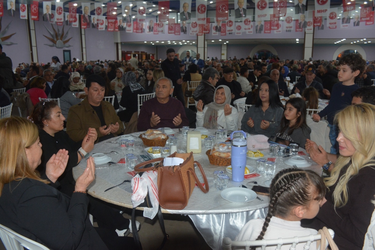 MHP Anamur İlçe Teşkilatı’ndan Yoğun Katılımlı İftar Programı