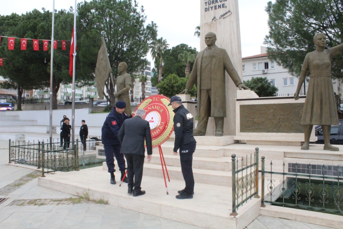 Anamur'da 18 Mart şehitleri Anma Günü Çelek Sunumu