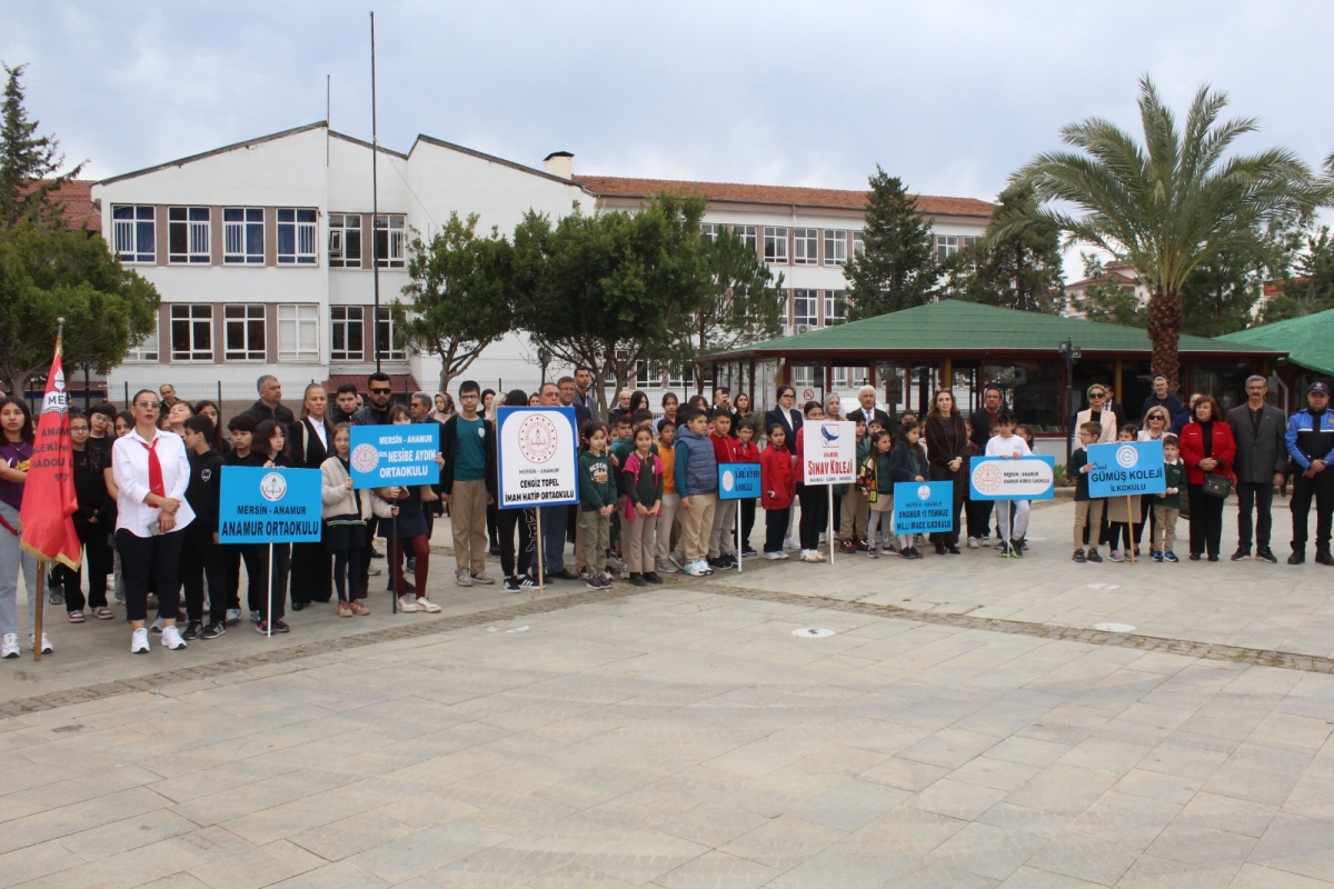 Anamur'da 18 Mart şehitleri Anma Günü Çelek Sunumu