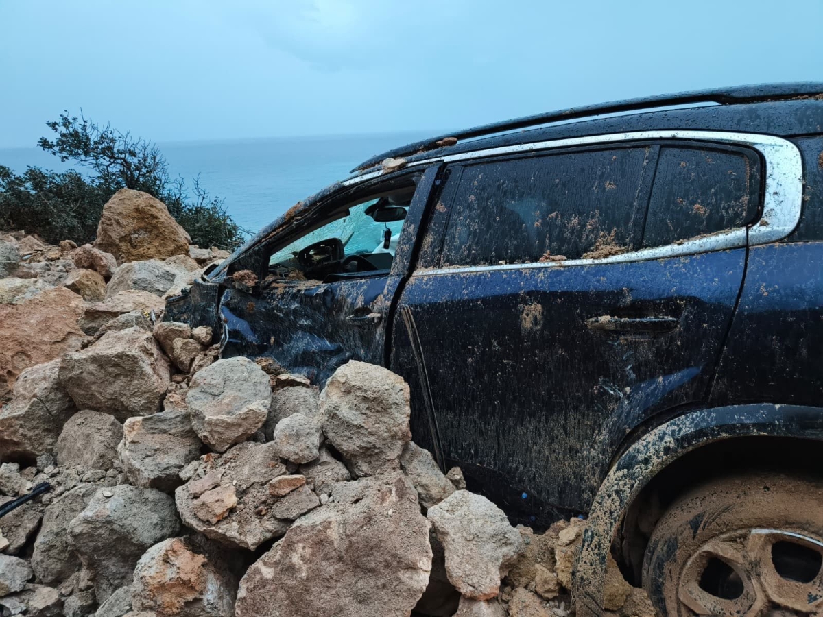 Mersin yolu D-400’de Heyelan Meydana Geldi, 1Kişi Yaralı..