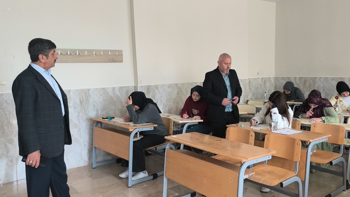 Anamur’da Yüzlerce Öğrenci Umre Ödüllü Yarışma İçin Ter Döktü..