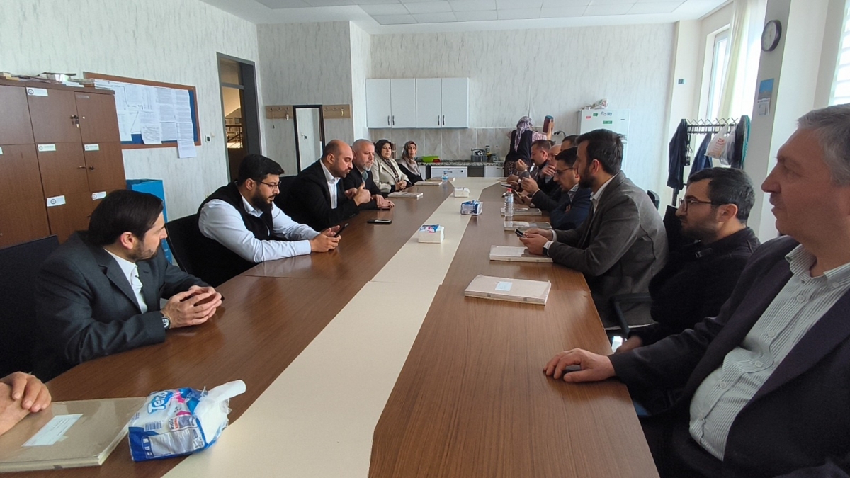 Anamur’da Yüzlerce Öğrenci Umre Ödüllü Yarışma İçin Ter Döktü..