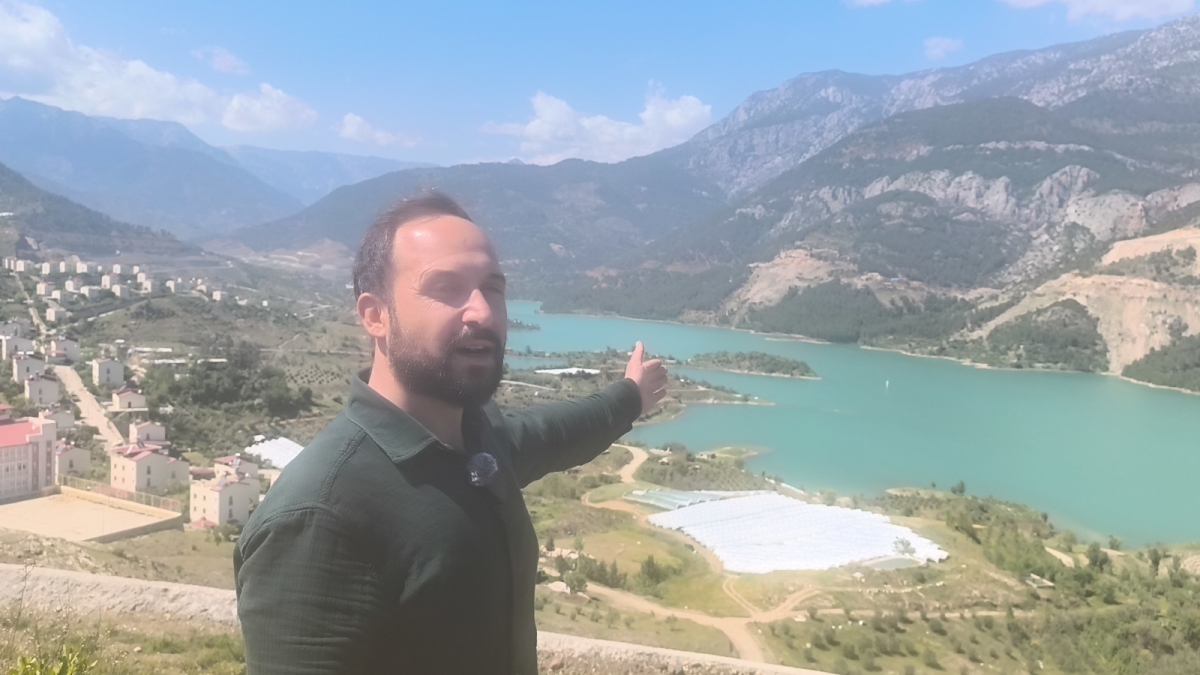 Akine Sular Altında: Minare Geçmiş Hatıraları Fısıldıyor..