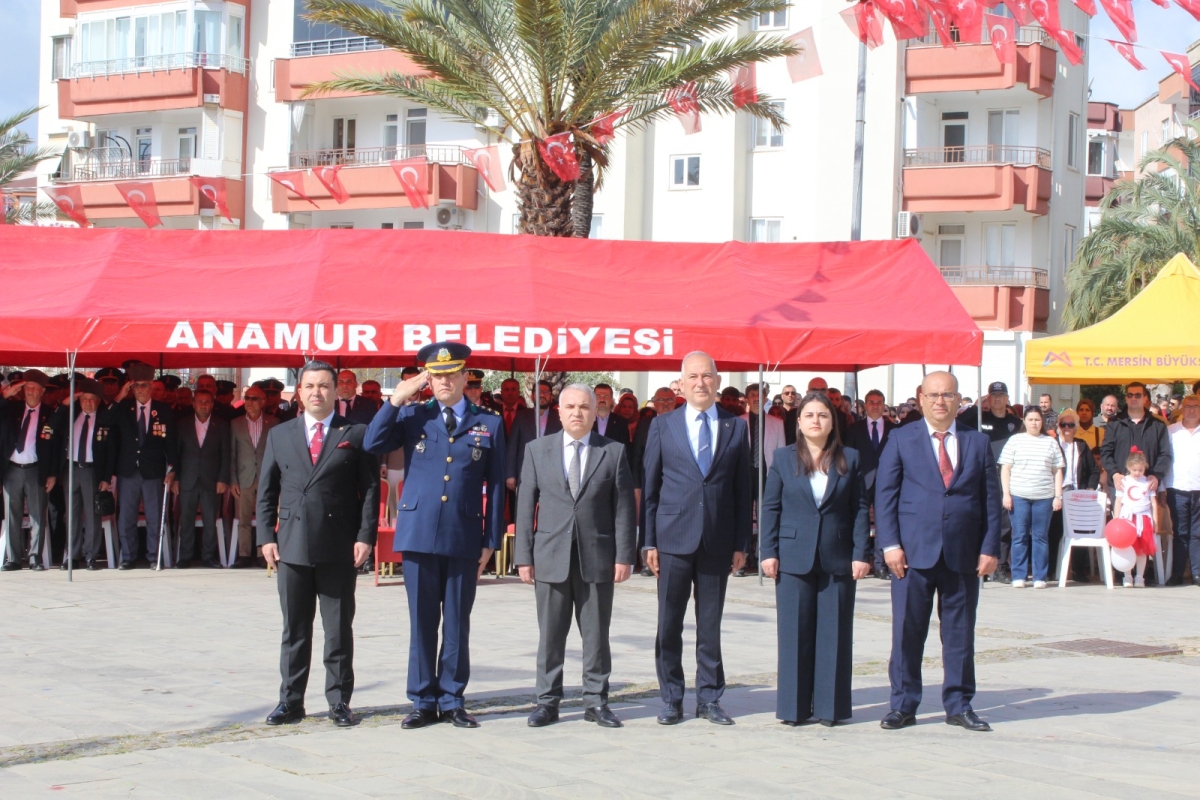 Anamur’da 23 Nisan Coşkusu Meydanlara Taştı..