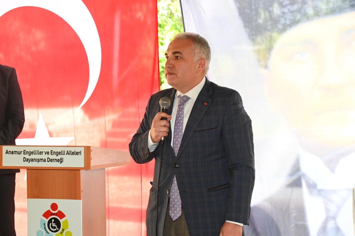Anamur’da Engelleri Birlikte Aşıyoruz Mesajı”