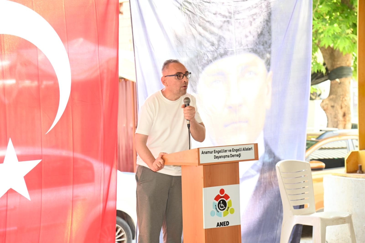 Anamur’da Engelleri Birlikte Aşıyoruz Mesajı”
