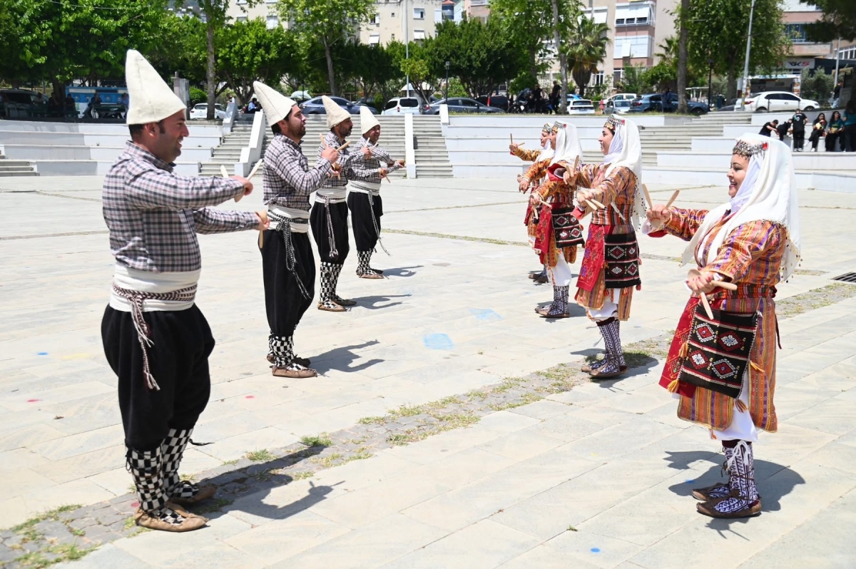 Anamur’da Türk Dil Bayramı Coşkuyla Kutlandı 