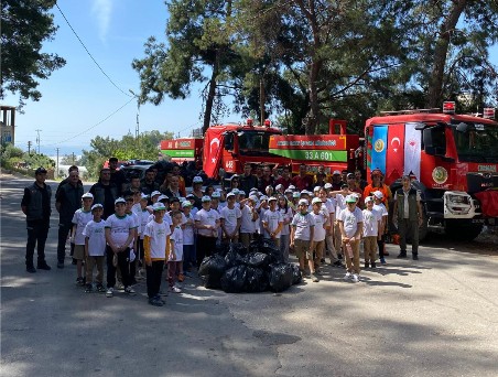 Anamur’da “Orman Benim” etkinliğiyle Yangın Riskine Karşı Temizlik Seferberliği.