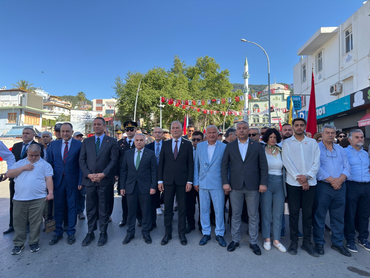 Anamur’da 19 Mayıs Coşkusu Kortej Yürüyüşüyle Başladı