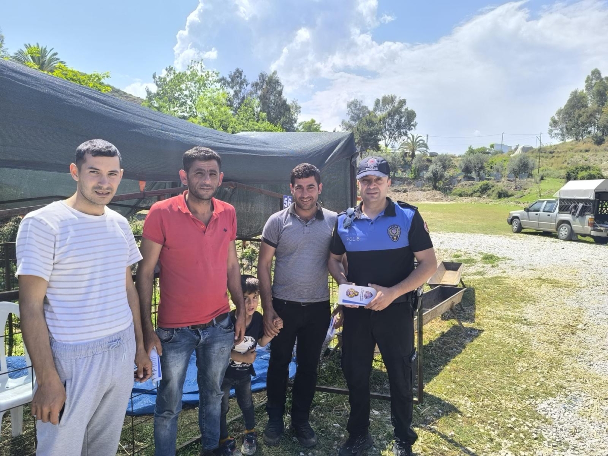 Anamur Kurban Pazarında Vatandaşlara Bilgilendirme Yapıldı..