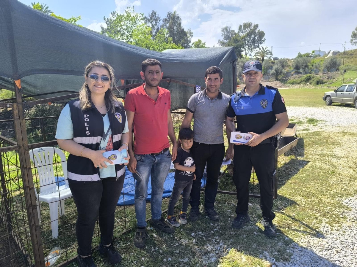 Anamur Kurban Pazarında Vatandaşlara Bilgilendirme Yapıldı..