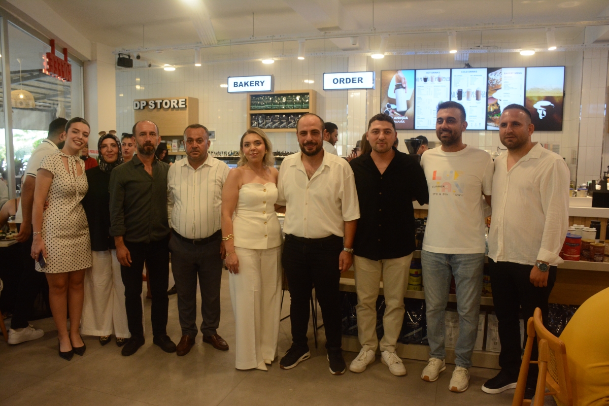 DAVİD PEOPLE CAFE, ANAMUR’DA GÖRKEMLİ BİR AÇILIŞLA HİZMETE GİRDİ